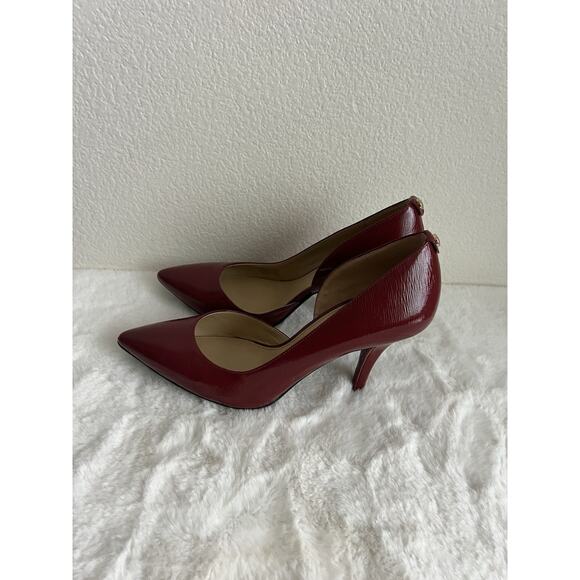 Michael Kors Heels Womens 7.5 Red Patent Leather Pointy Toe Goldtone Hardware - Picture 1 of 11